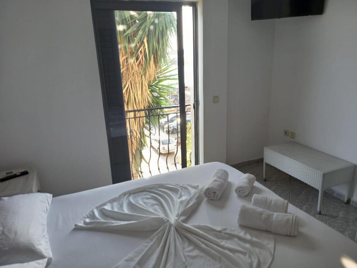 Sunset Aparthotel Sarandë Exterior foto